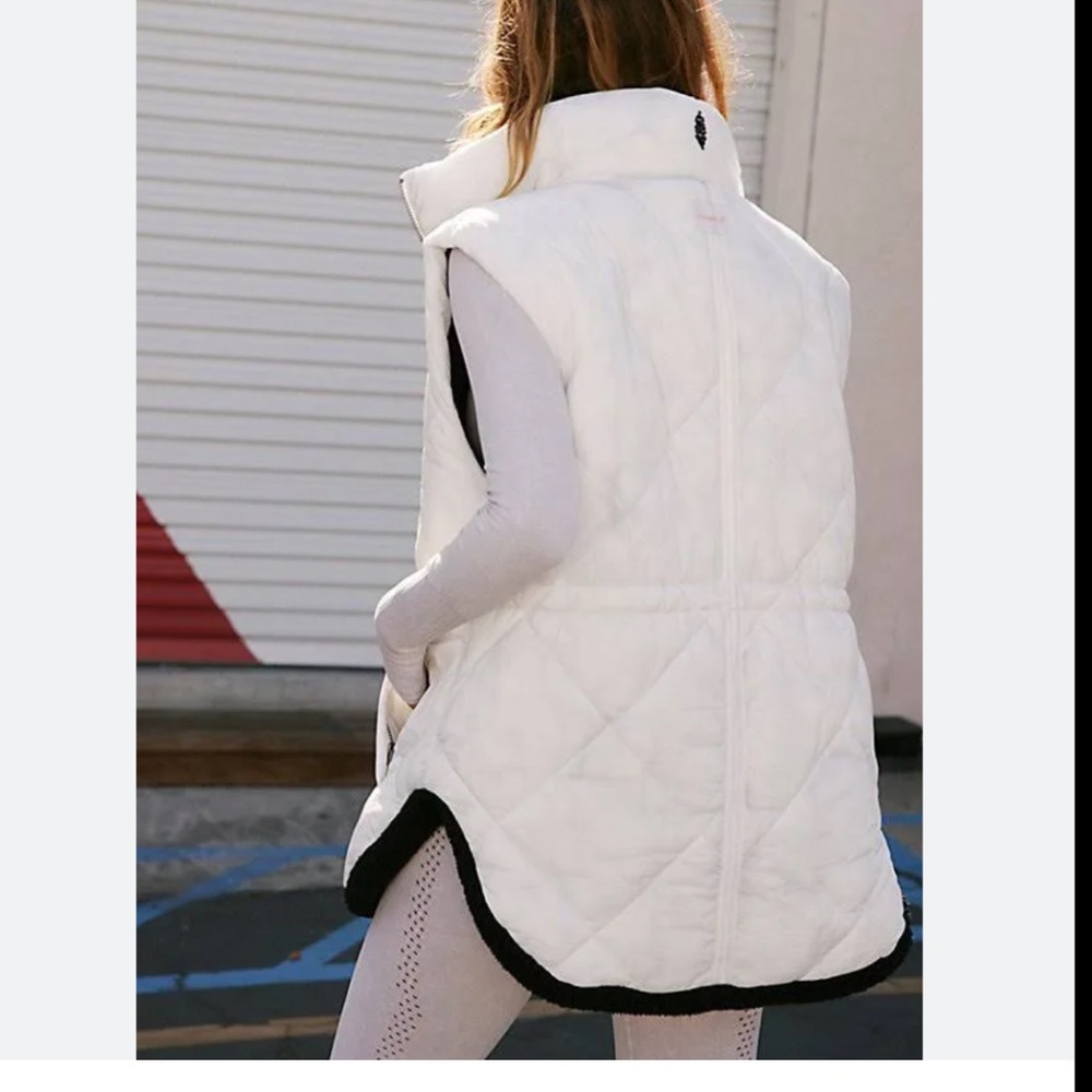 NWT Free People Movement | Black and White Reversible Vest